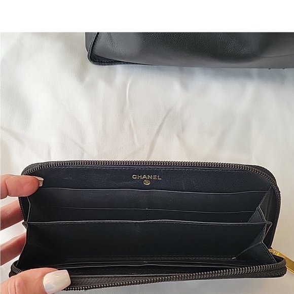 100% authentic CHANEL caviar leather long wallet - Picture 4 of 14